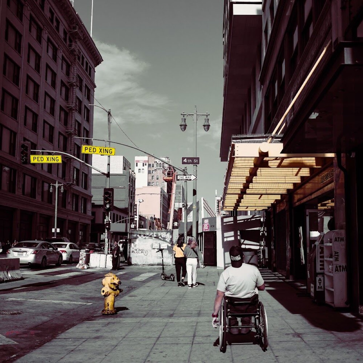 Photograph B3D5419A-6D9E-4263-9C50-4D24A91E2680